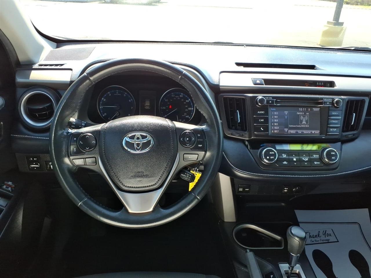 Toyota RAV4 Adventure FWD (Natl) 2018