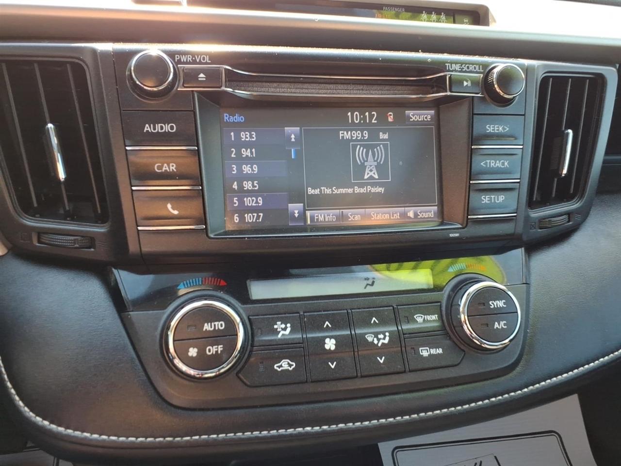 Toyota RAV4 Adventure FWD (Natl) 2018