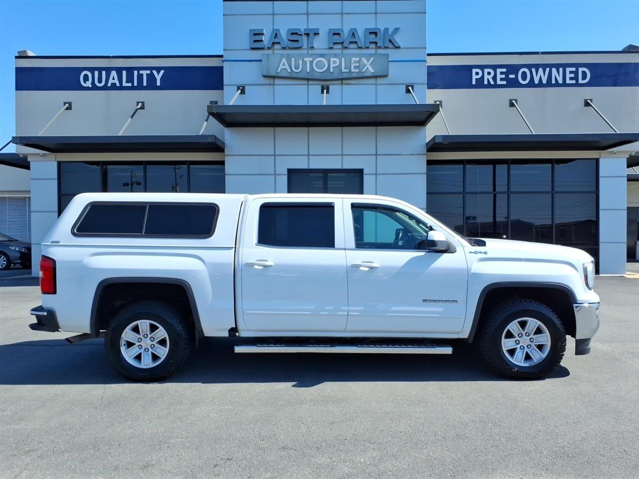 GMC Sierra 1500 4WD Crew Cab 143.5" SLE 2017