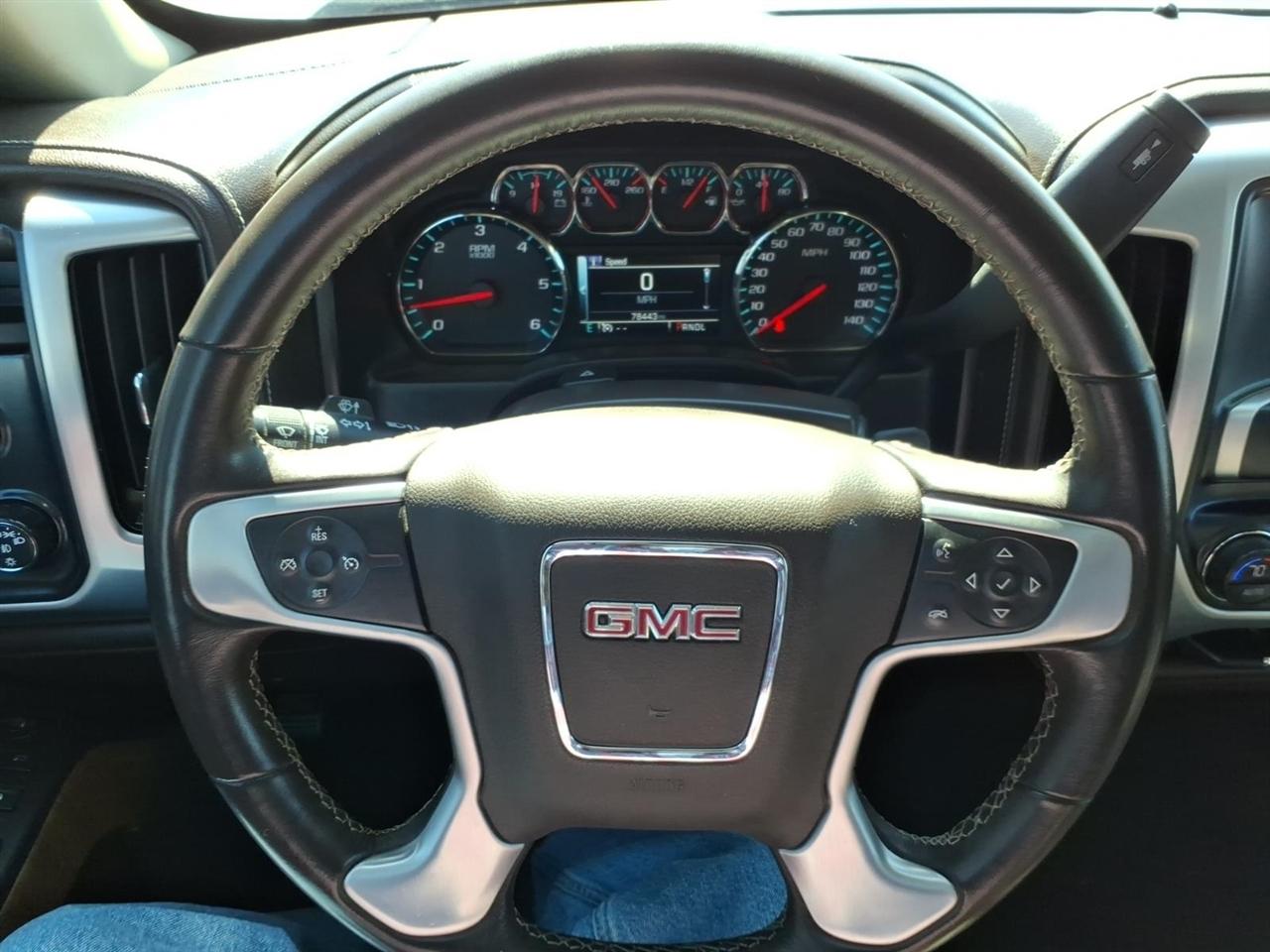GMC Sierra 1500 4WD Crew Cab 143.5" SLE 2017