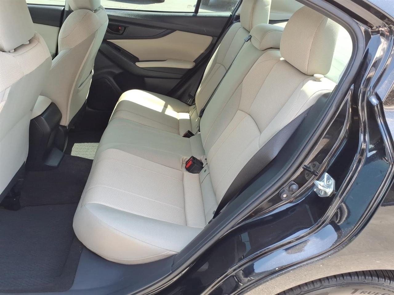 Subaru Impreza Premium 4-door CVT 2020