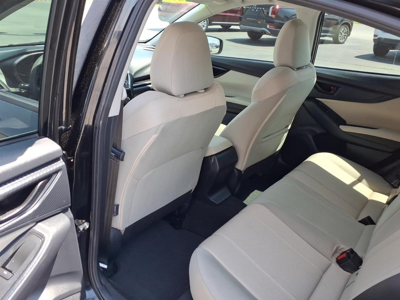 Subaru Impreza Premium 4-door CVT 2020