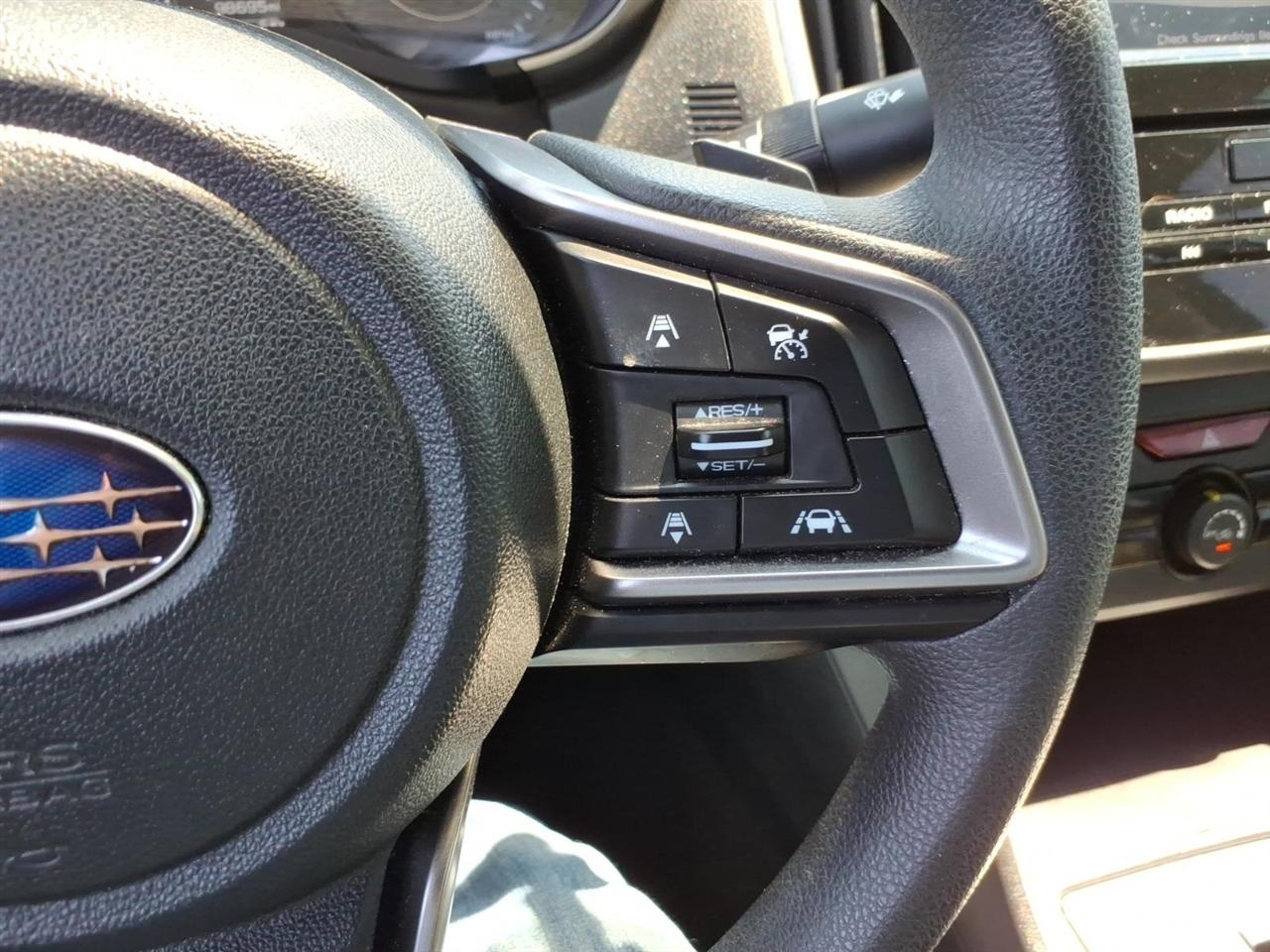Subaru Impreza Premium 4-door CVT 2020