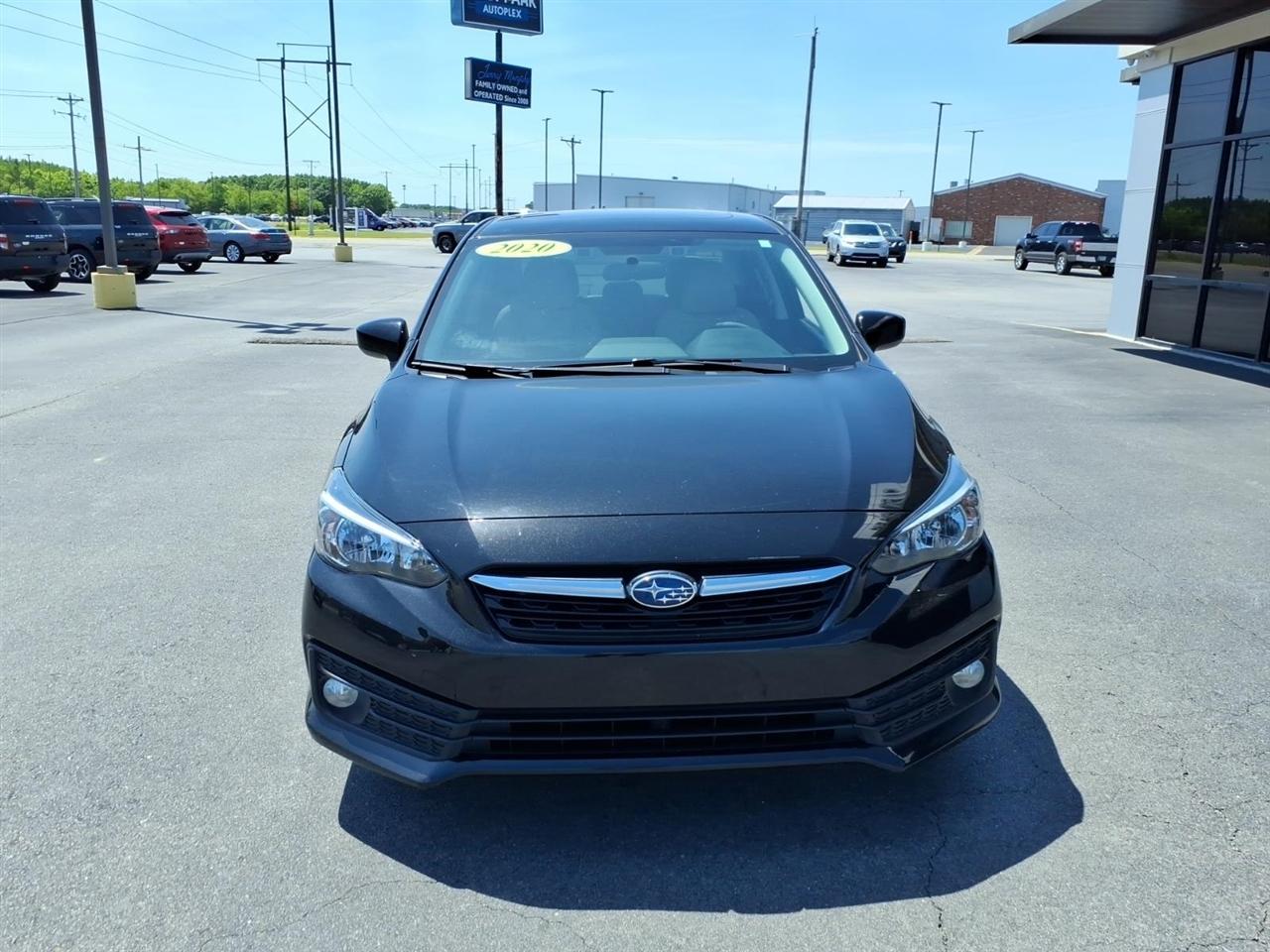 Subaru Impreza Premium 4-door CVT 2020