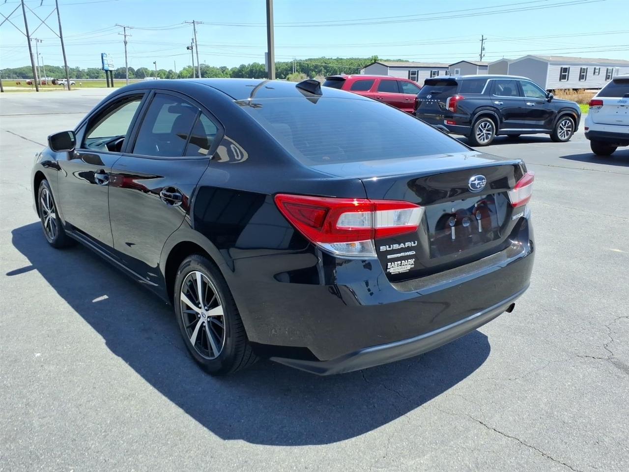 Subaru Impreza Premium 4-door CVT 2020