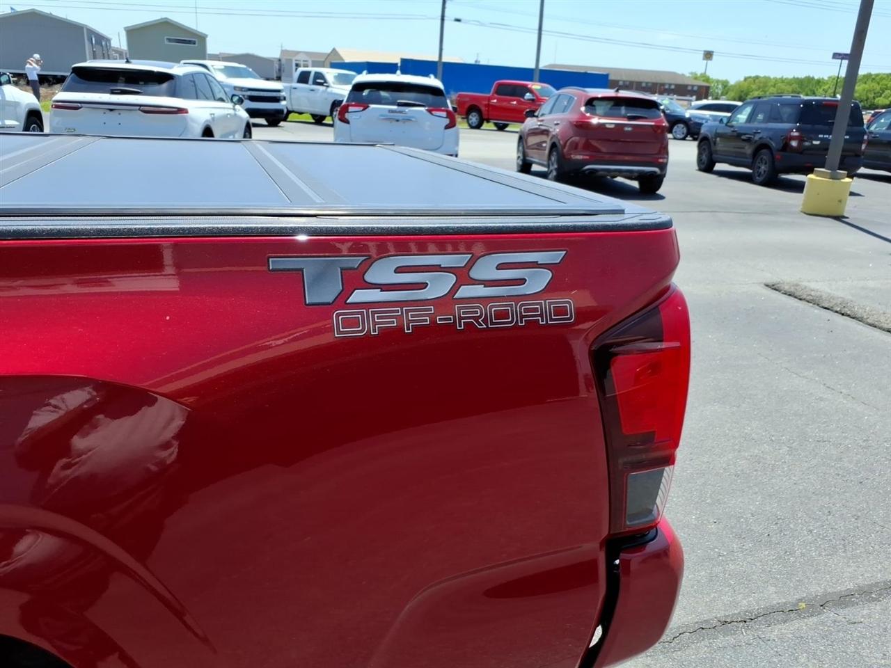 Toyota Tacoma 4WD TRD Off Road Double Cab 5' Bed V6 MT (Natl) 2020