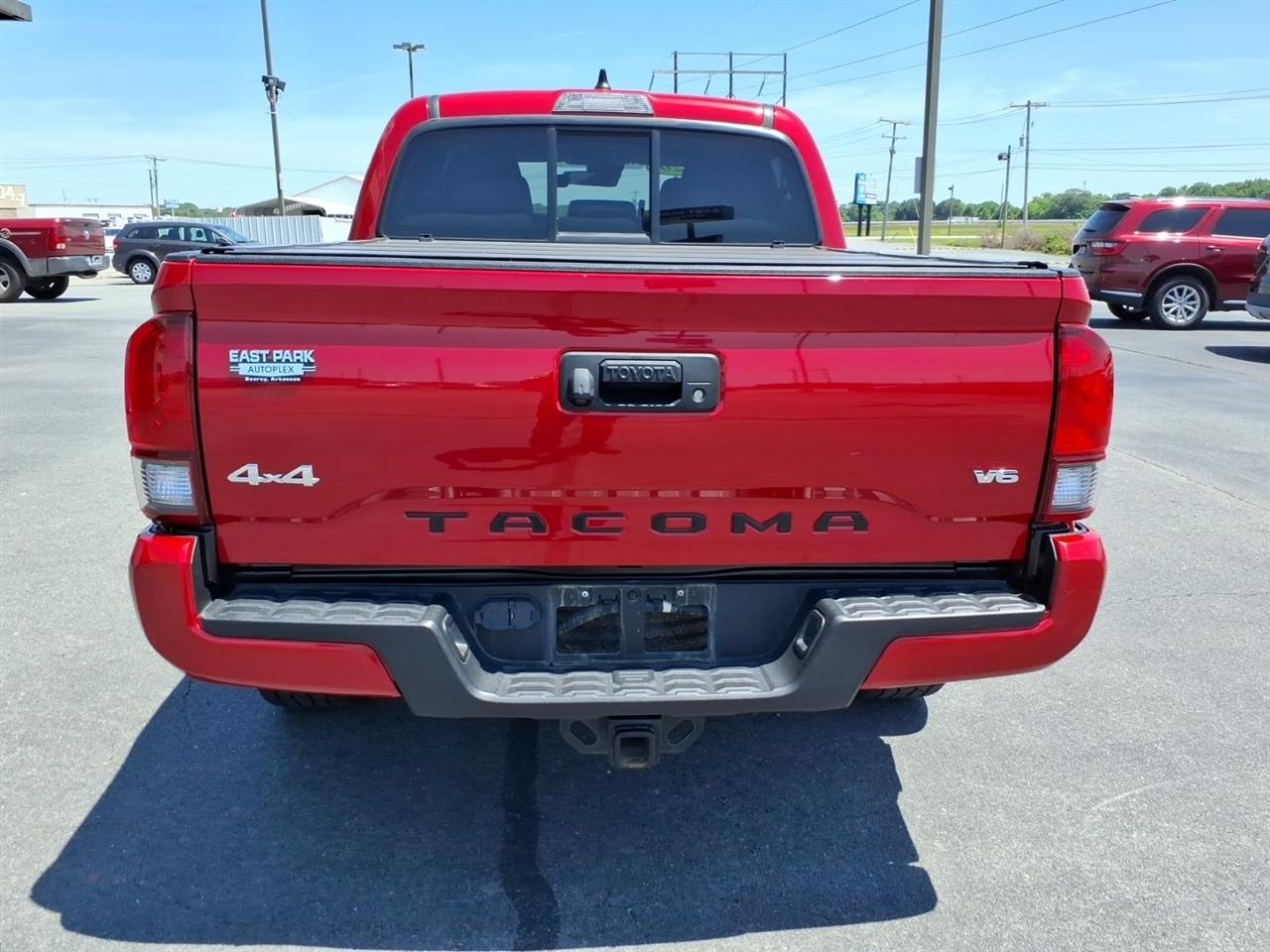 Toyota Tacoma 4WD TRD Off Road Double Cab 5' Bed V6 MT (Natl) 2020