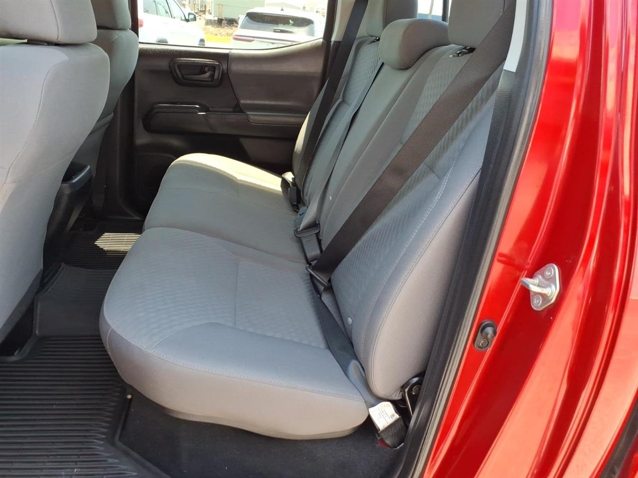 Toyota Tacoma 4WD TRD Off Road Double Cab 5' Bed V6 MT (Natl) 2020