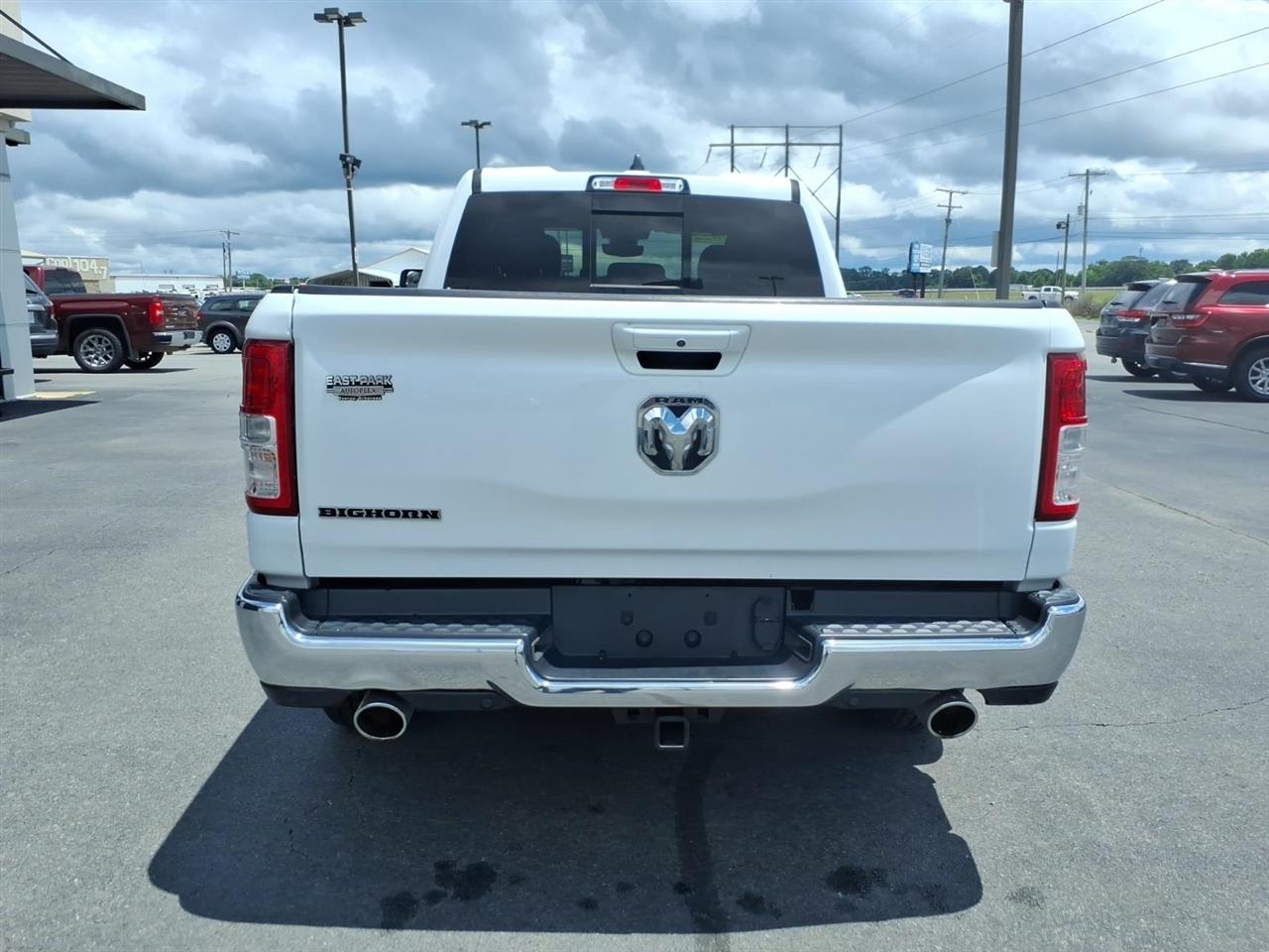 RAM 1500 Big Horn 4x2 Quad Cab 6'4" Box 2022