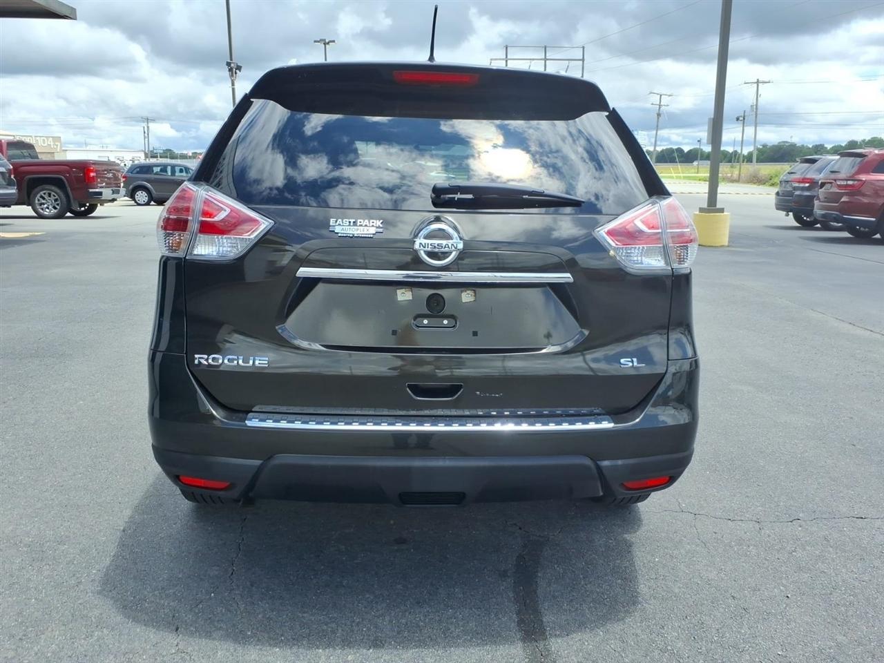 Nissan Rogue FWD 4dr SL 2016
