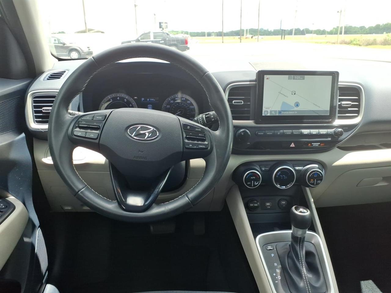 Hyundai Venue Denim IVT 2021
