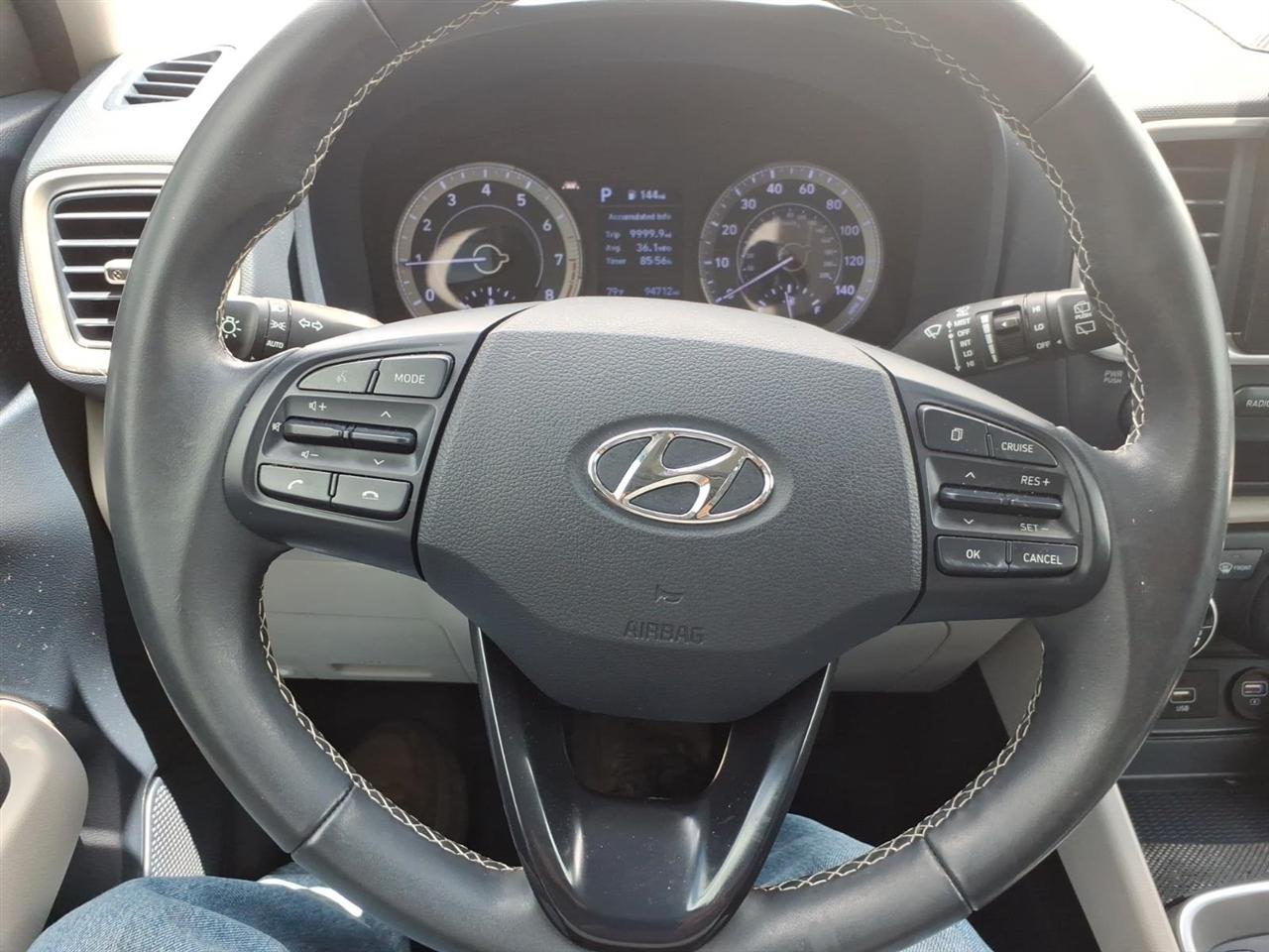 Hyundai Venue Denim IVT 2021