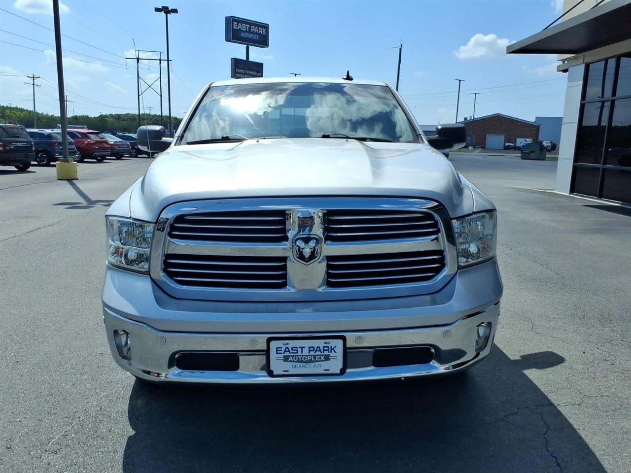 RAM 1500 2WD Crew Cab 140.5" Big Horn 2016
