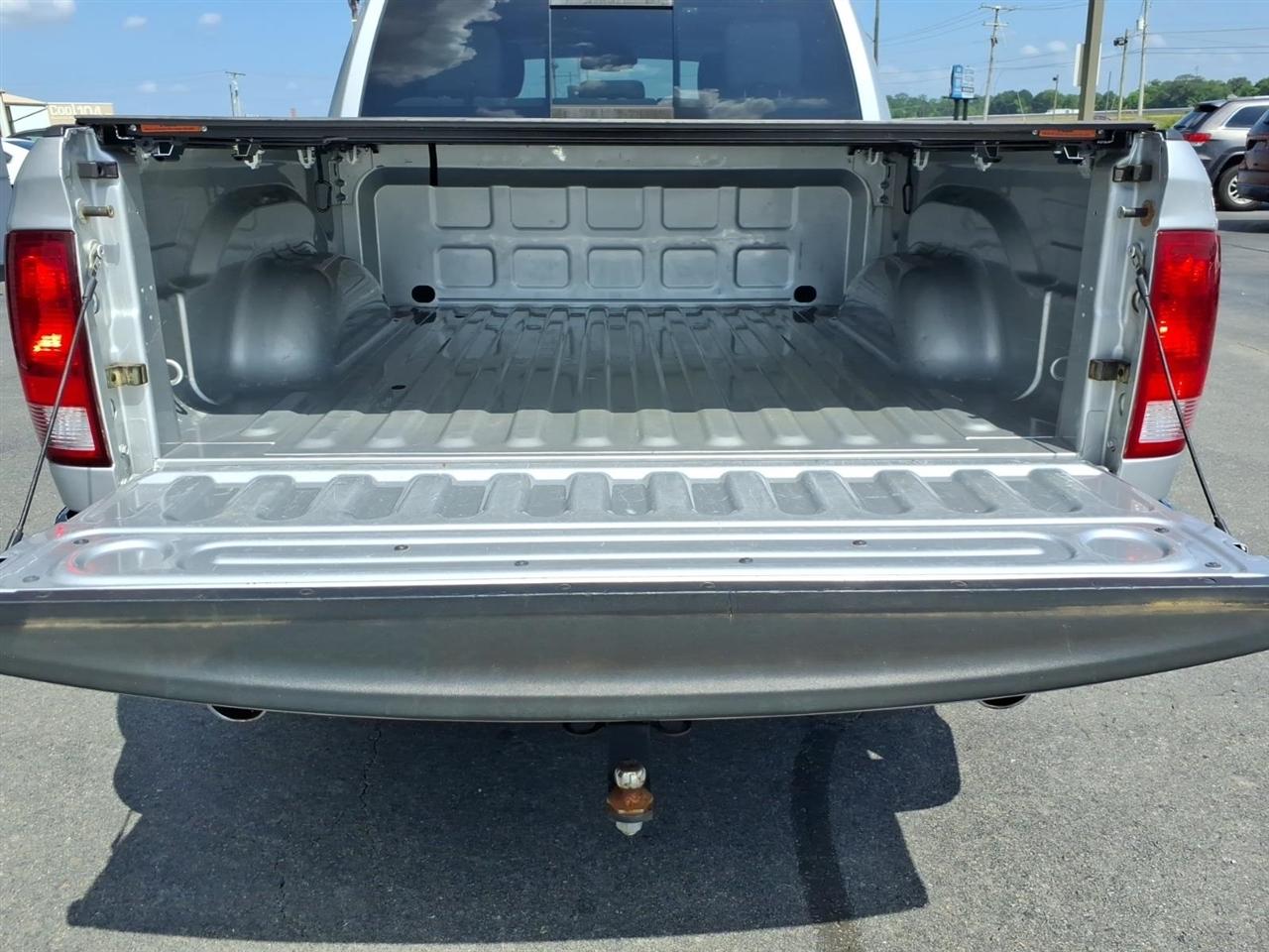 RAM 1500 2WD Crew Cab 140.5" Big Horn 2016