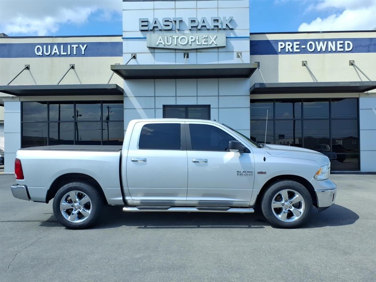 RAM 1500 2WD Crew Cab 140.5" Big Horn 2016