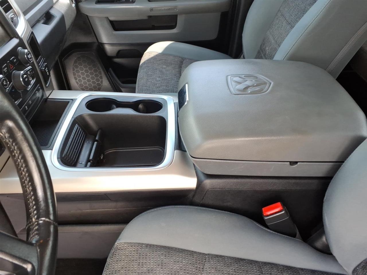 RAM 1500 2WD Crew Cab 140.5" Big Horn 2016