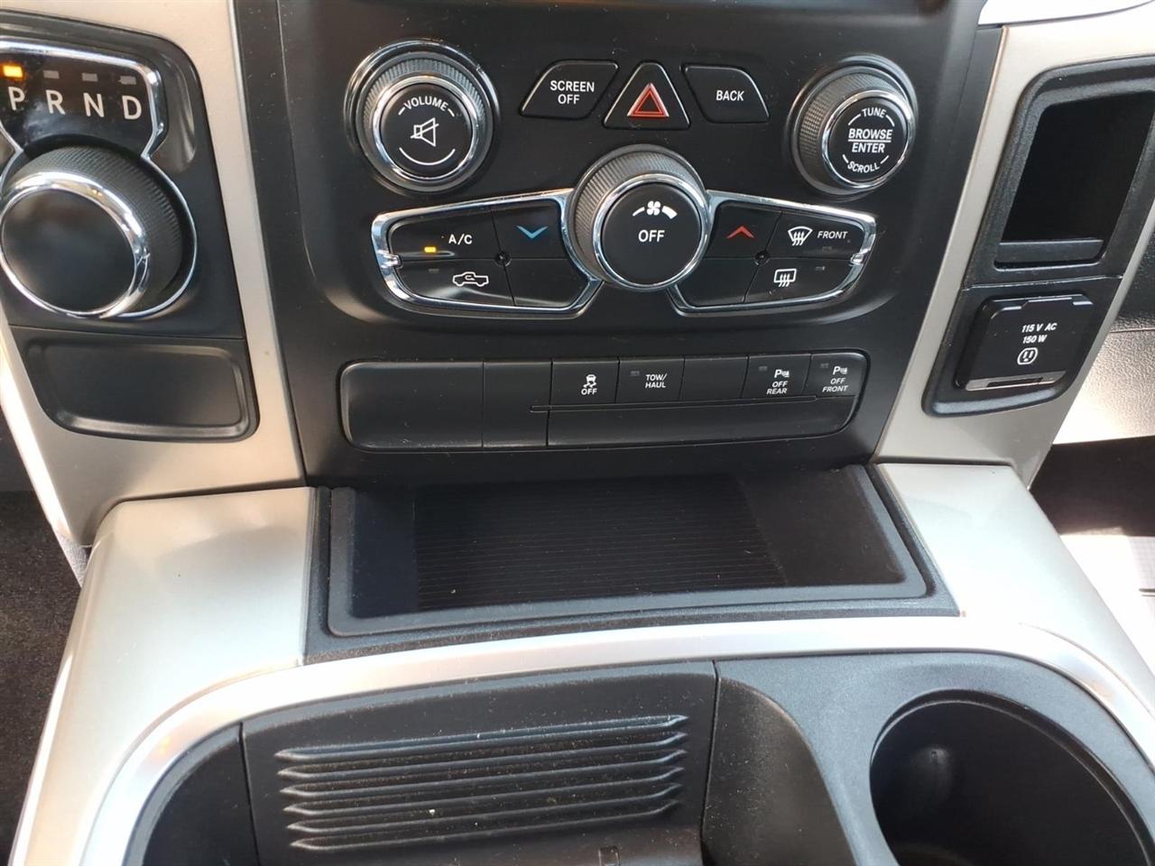 RAM 1500 2WD Crew Cab 140.5" Big Horn 2016