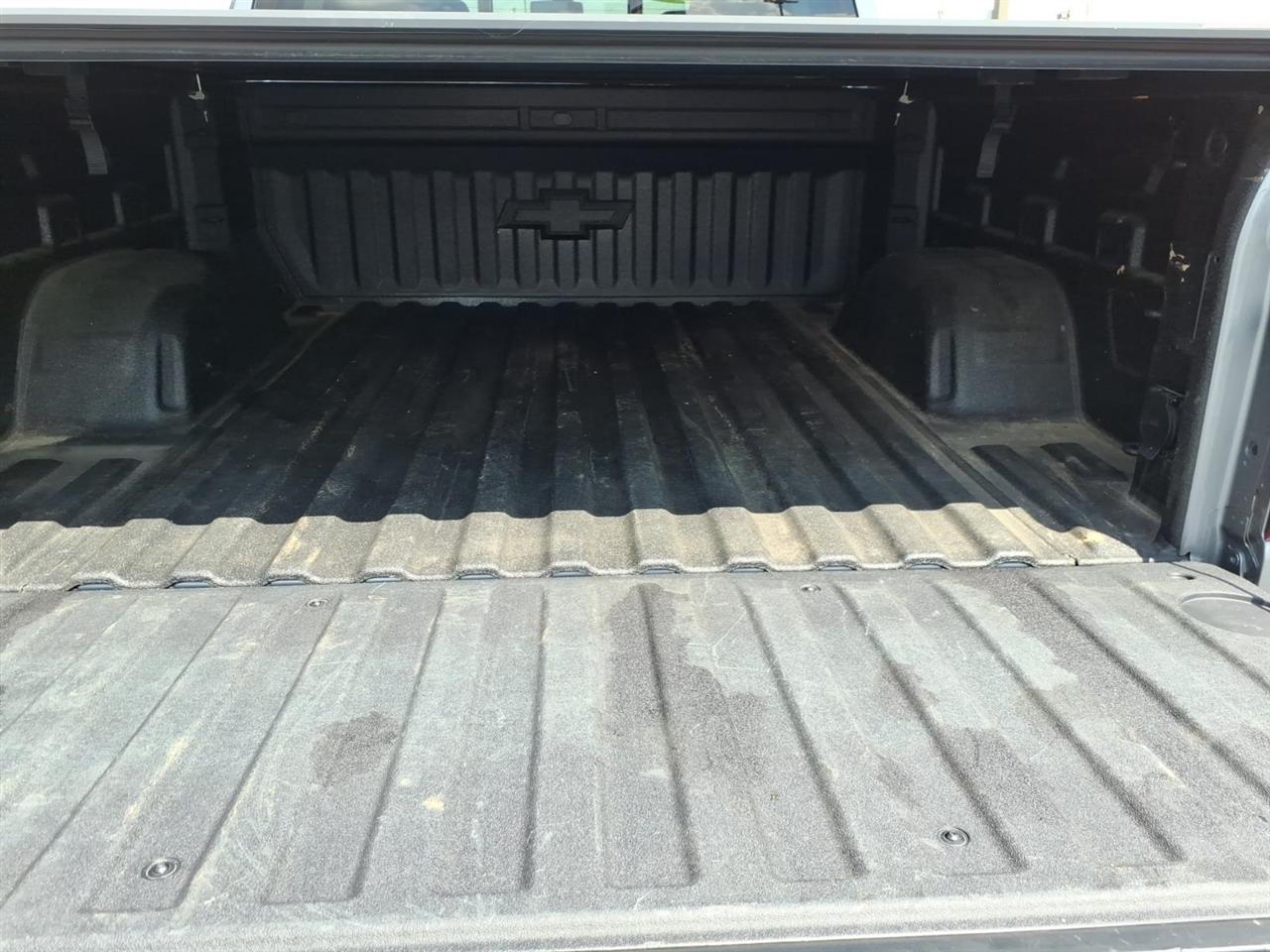 Chevrolet Silverado 1500 4WD Crew Cab 147" LT 2020