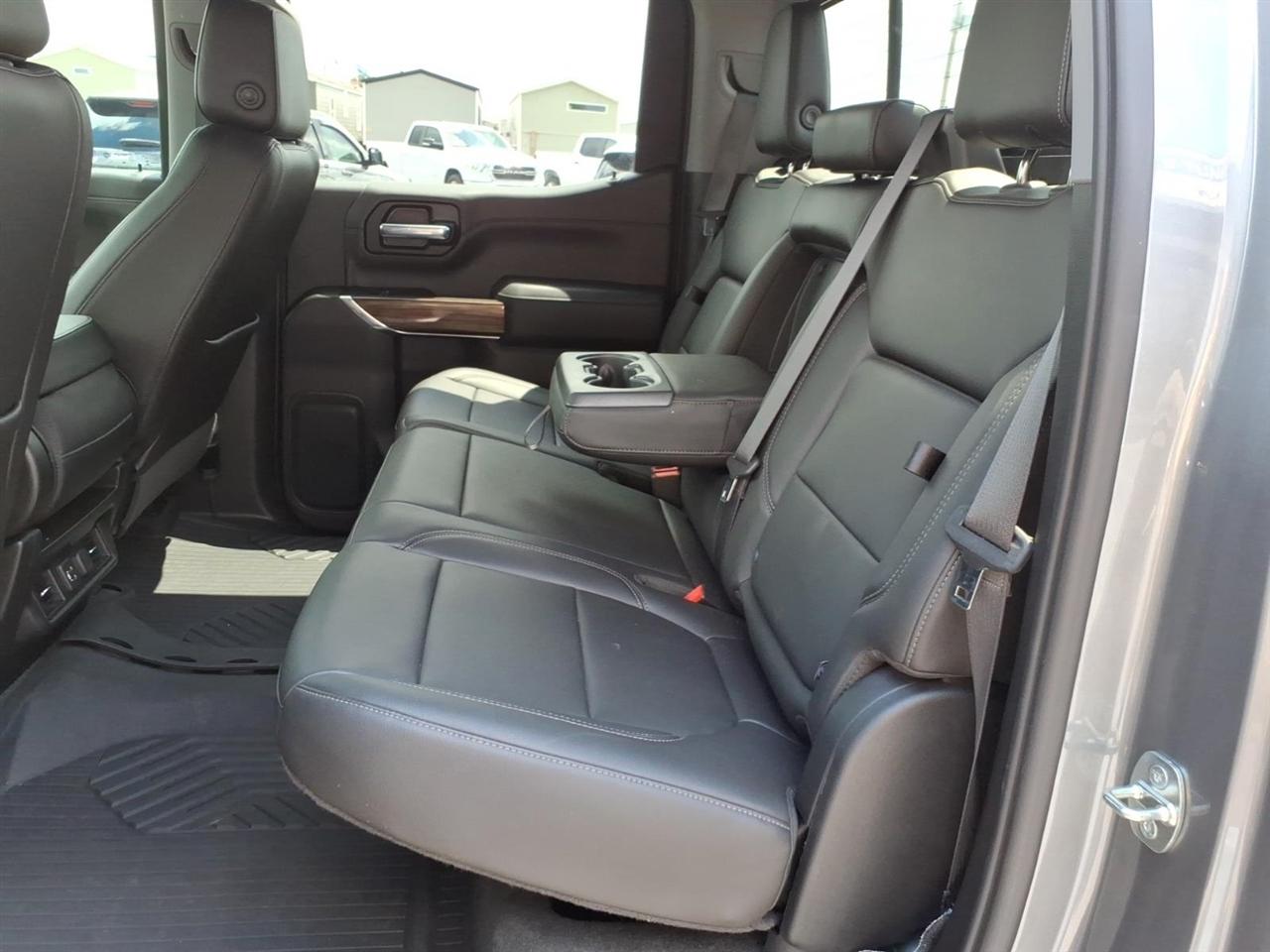 Chevrolet Silverado 1500 4WD Crew Cab 147" LT 2020