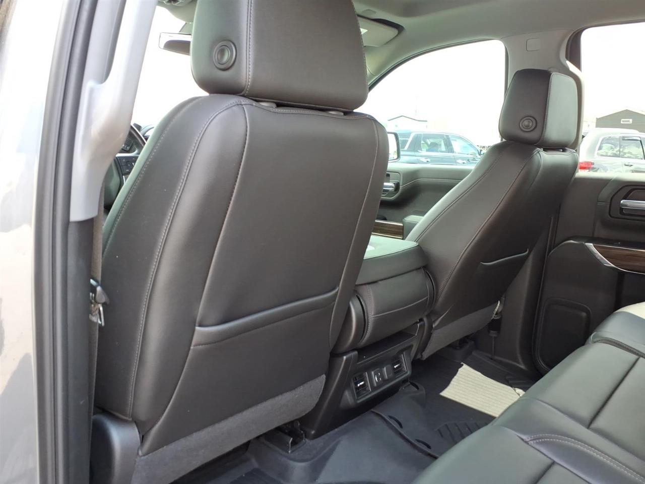 Chevrolet Silverado 1500 4WD Crew Cab 147" LT 2020