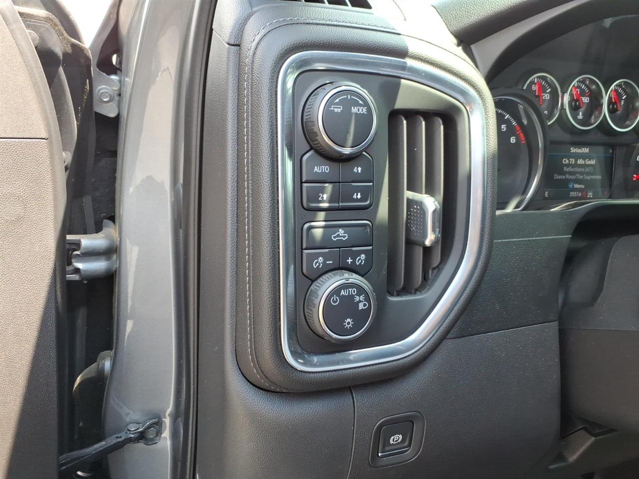 Chevrolet Silverado 1500 4WD Crew Cab 147" LT 2020