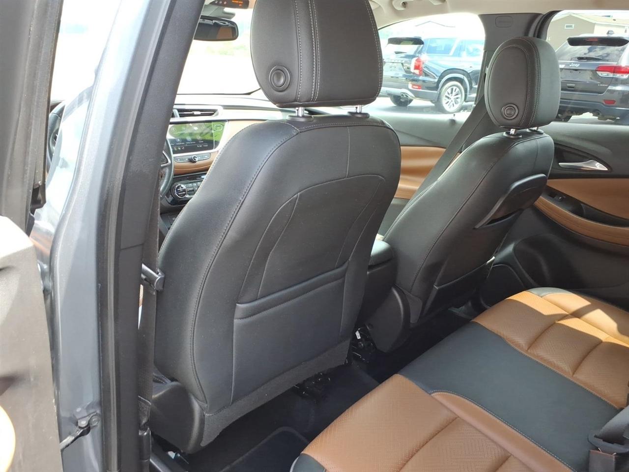 Buick Encore GX AWD 4dr Essence 2021