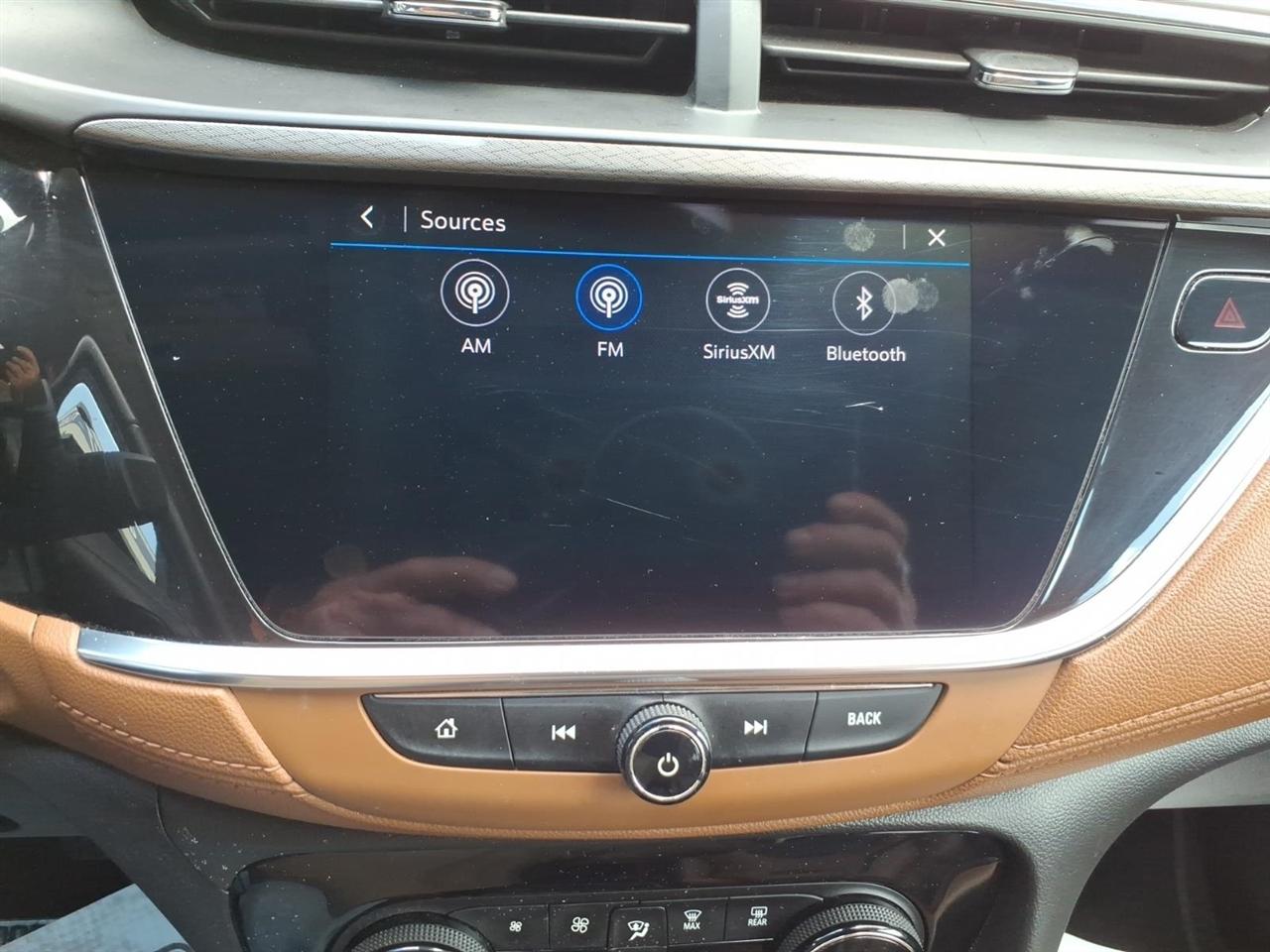 Buick Encore GX AWD 4dr Essence 2021