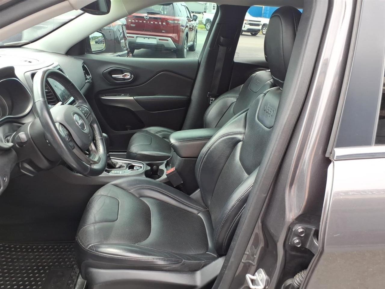 Jeep Cherokee Limited FWD 2019