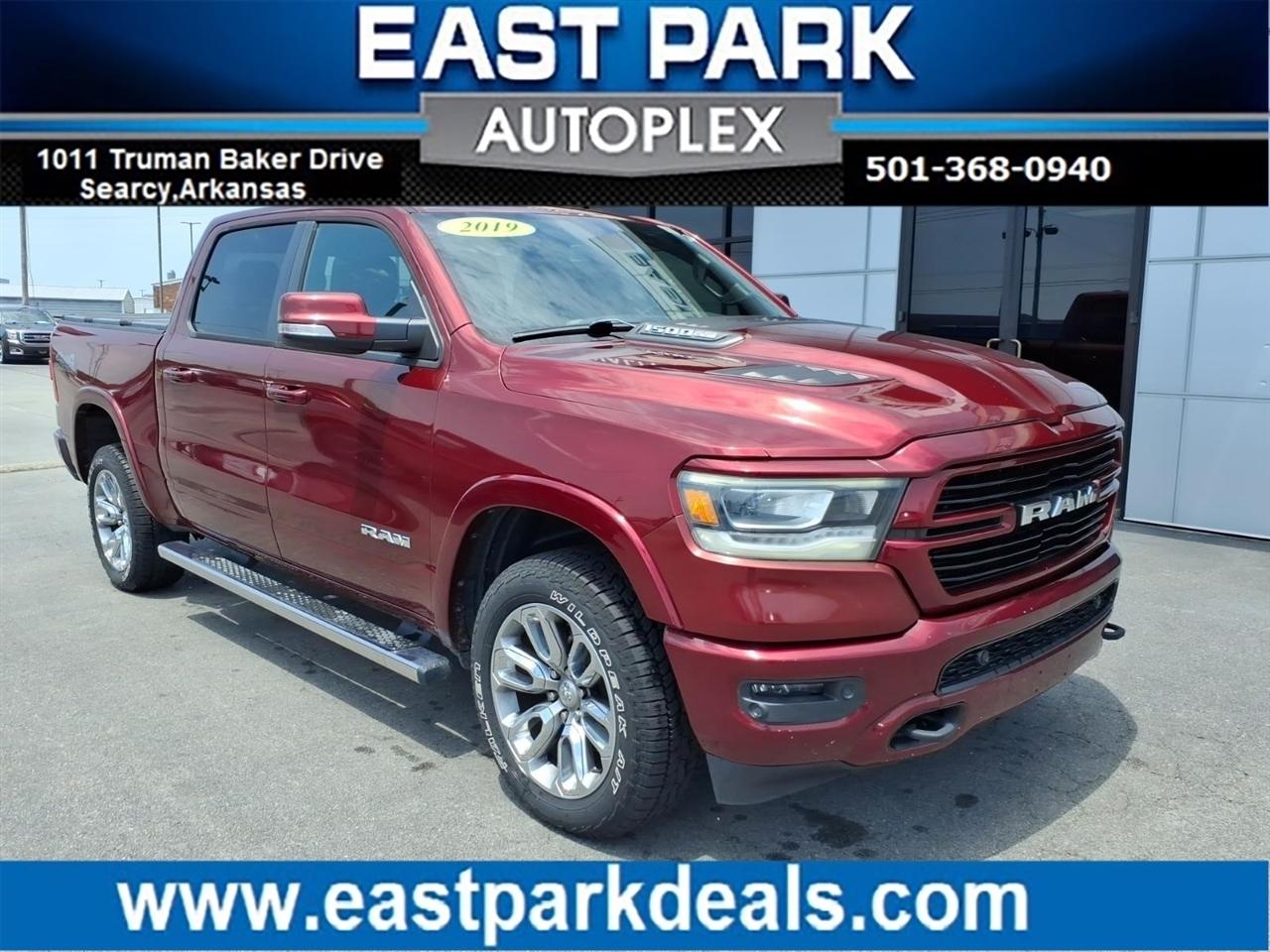 RAM 1500 Laramie 4x4 Crew Cab 5'7" Box 2019