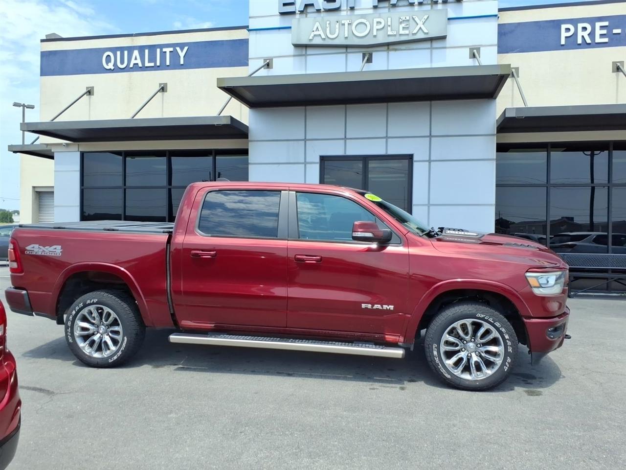 RAM 1500 Laramie 4x4 Crew Cab 5'7" Box 2019