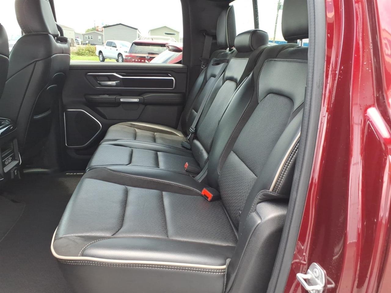 RAM 1500 Laramie 4x4 Crew Cab 5'7" Box 2019
