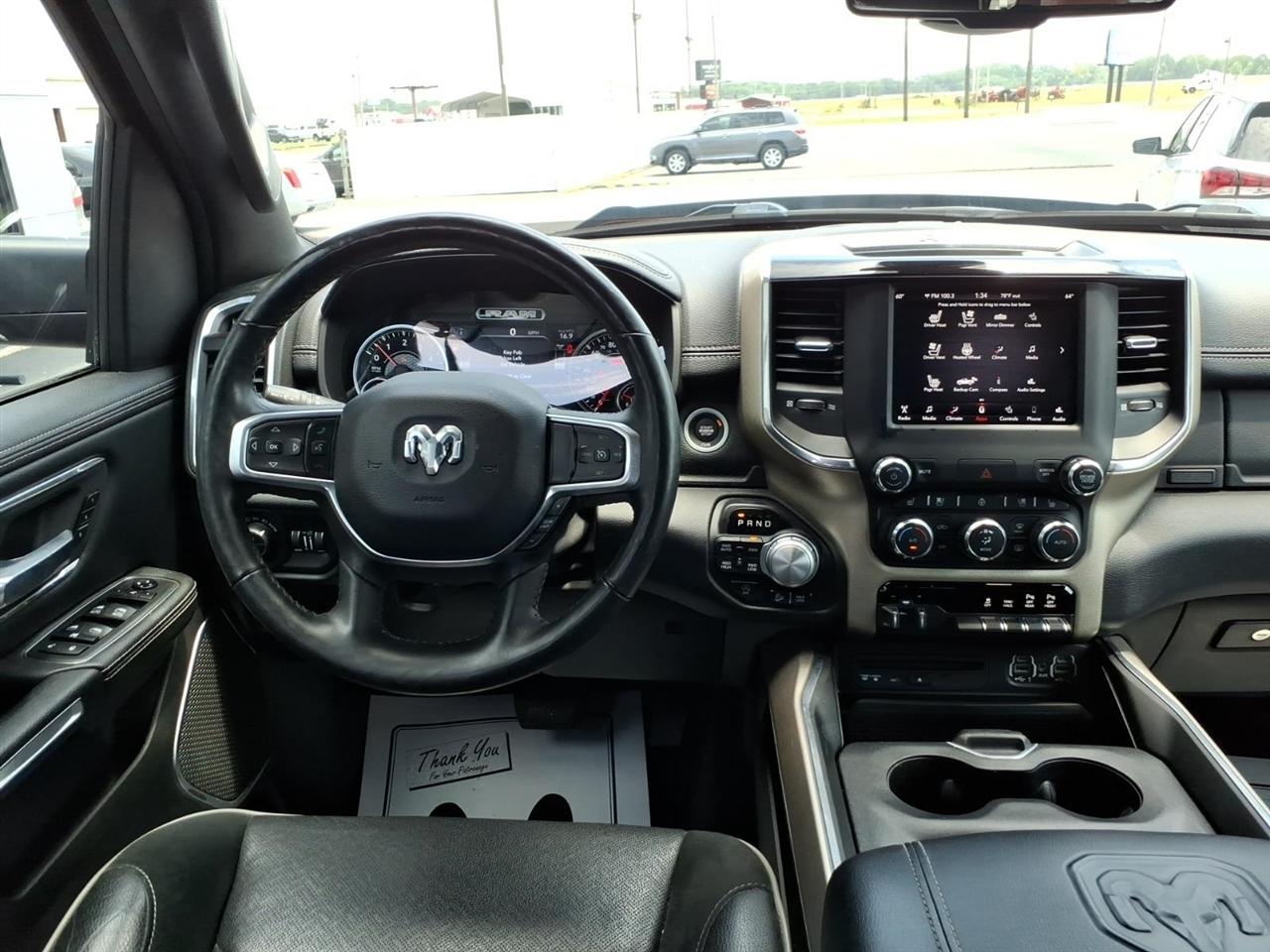 RAM 1500 Laramie 4x4 Crew Cab 5'7" Box 2019