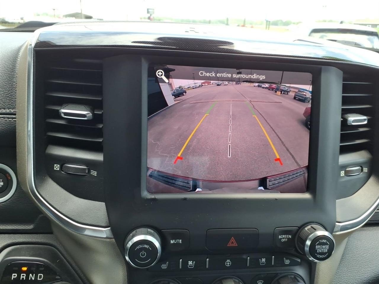 RAM 1500 Laramie 4x4 Crew Cab 5'7" Box 2019