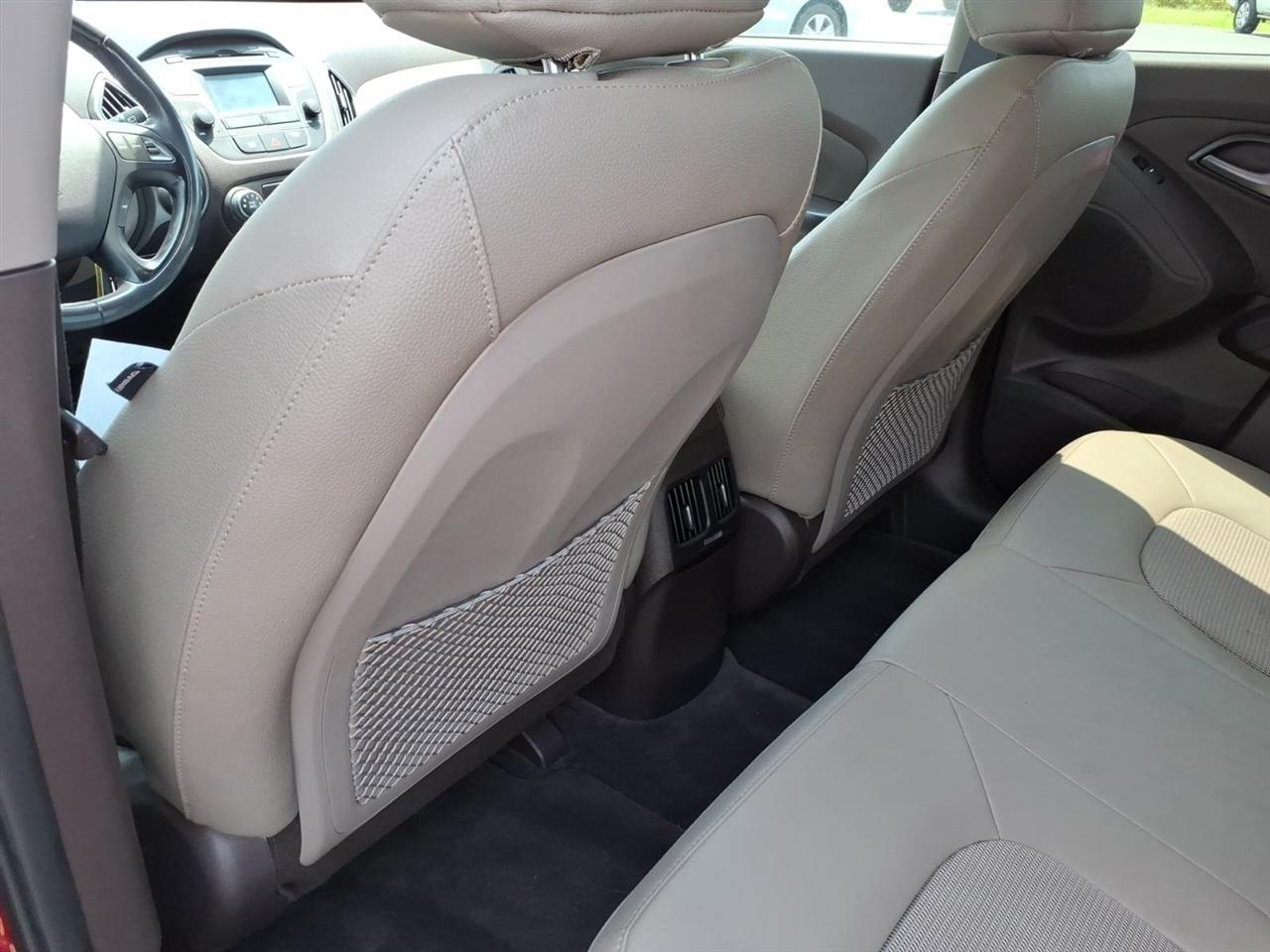 Hyundai Tucson FWD 4dr SE 2015