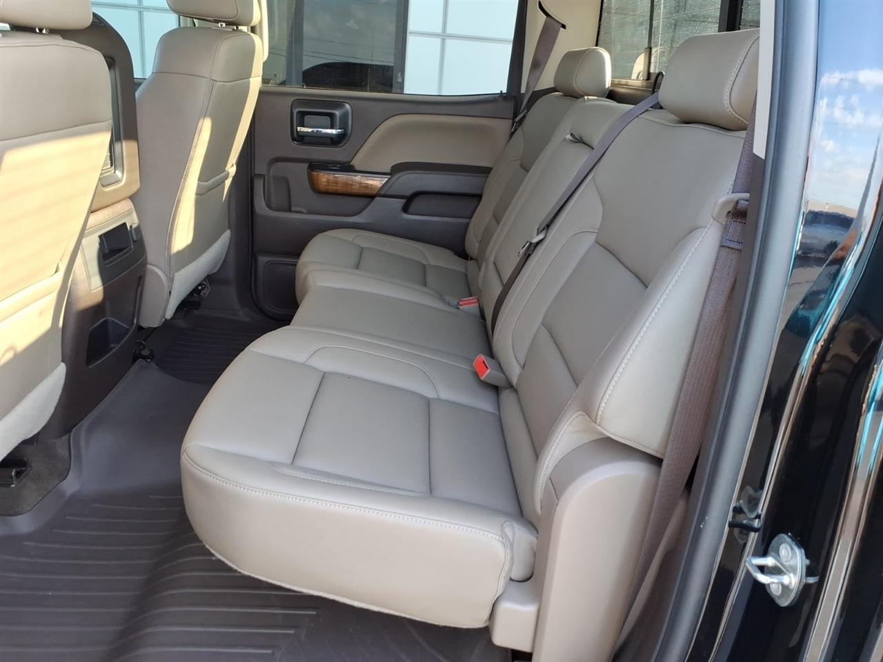 GMC Sierra 1500 4WD Crew Cab 143.5" SLT 2018