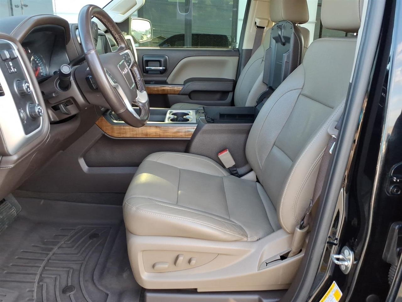 GMC Sierra 1500 4WD Crew Cab 143.5" SLT 2018