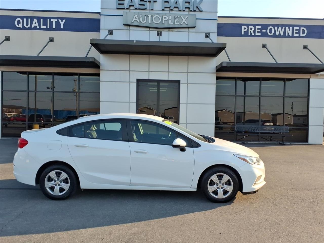 Chevrolet Cruze 4dr Sdn 1.4L LS w/1SB 2017