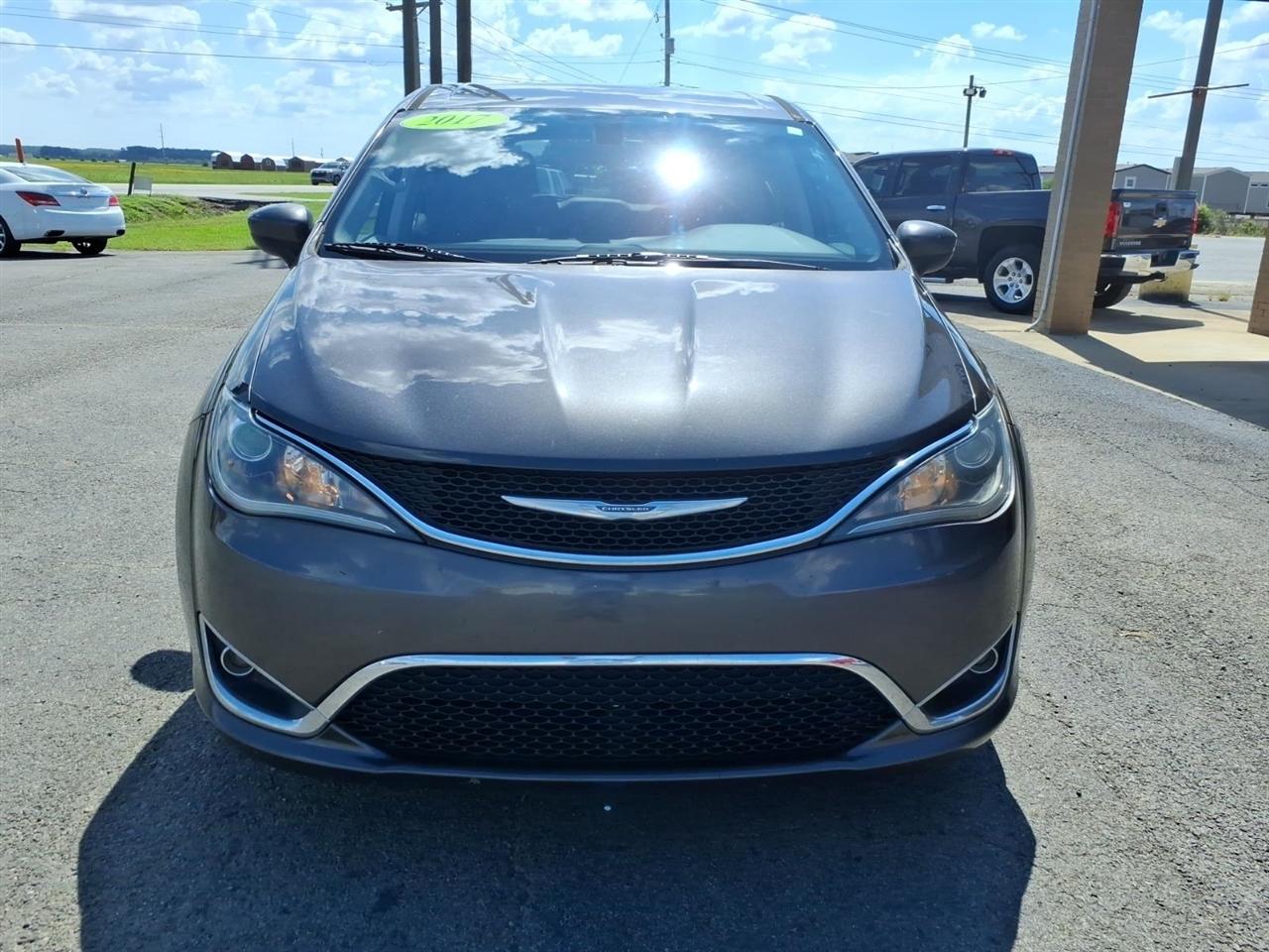 Chrysler Pacifica Touring Plus FWD 2017