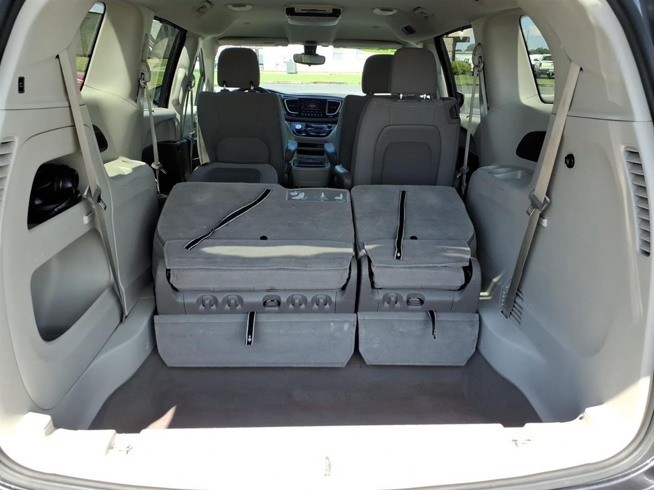 Chrysler Pacifica Touring Plus FWD 2017