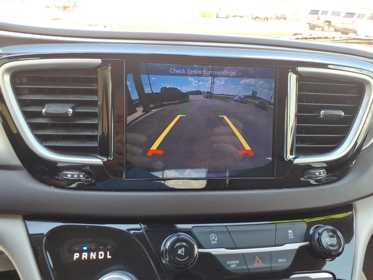 Chrysler Pacifica Touring Plus FWD 2017