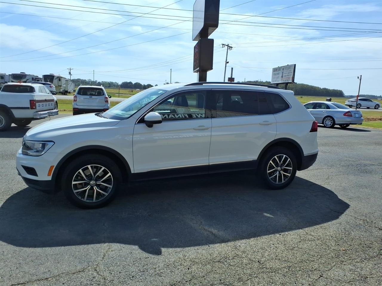 Volkswagen Tiguan 2.0T SEL 4MOTION 2018