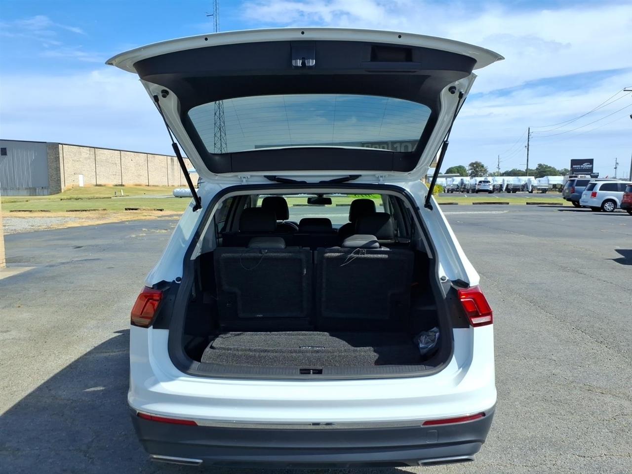 Volkswagen Tiguan 2.0T SEL 4MOTION 2018