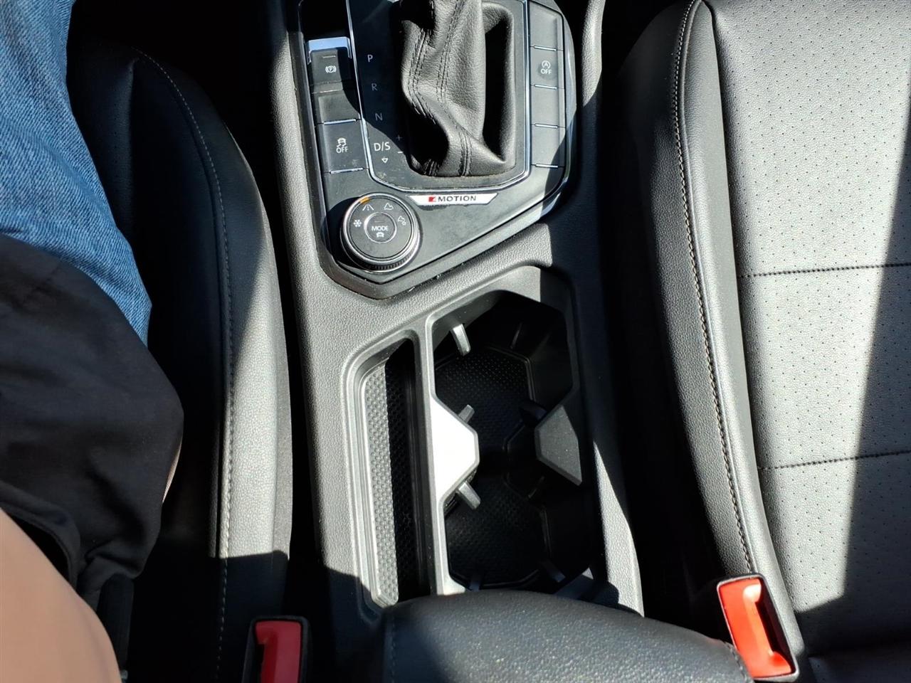 Volkswagen Tiguan 2.0T SEL 4MOTION 2018