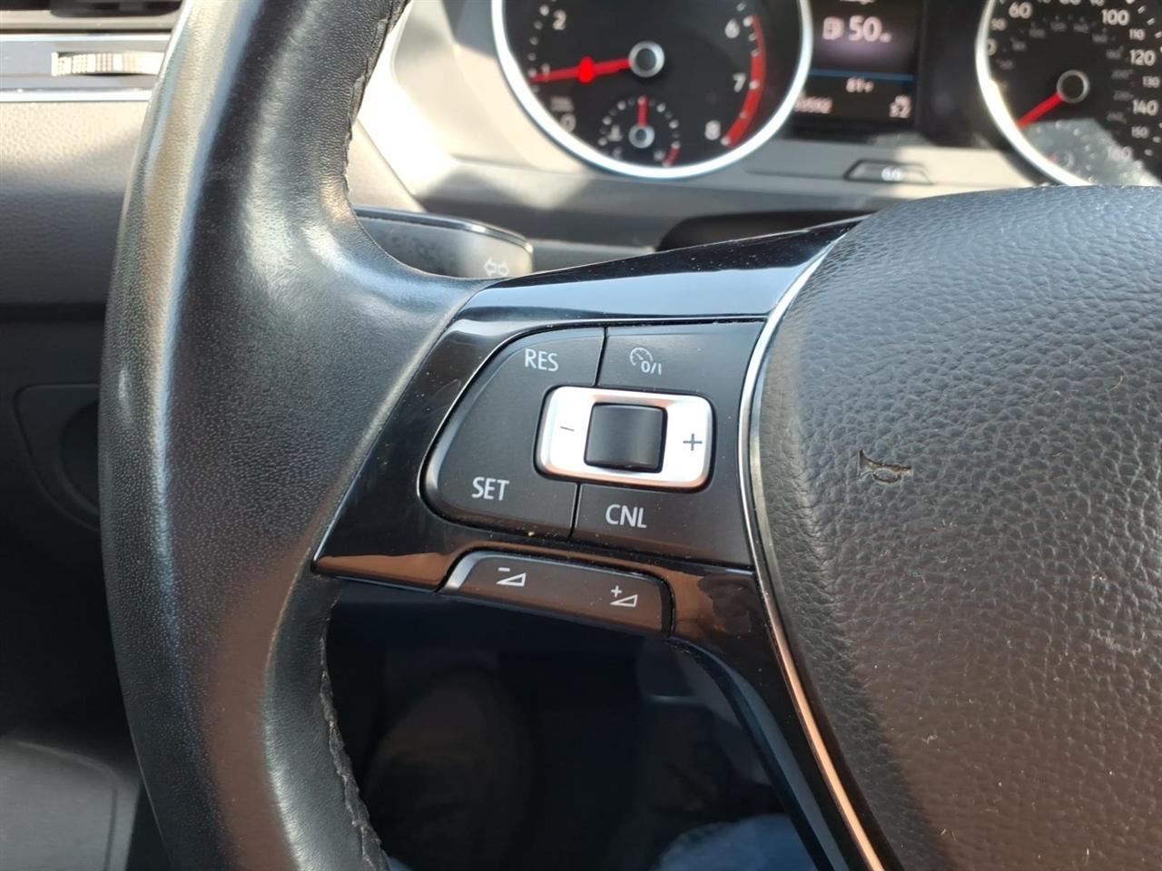 Volkswagen Tiguan 2.0T SEL 4MOTION 2018