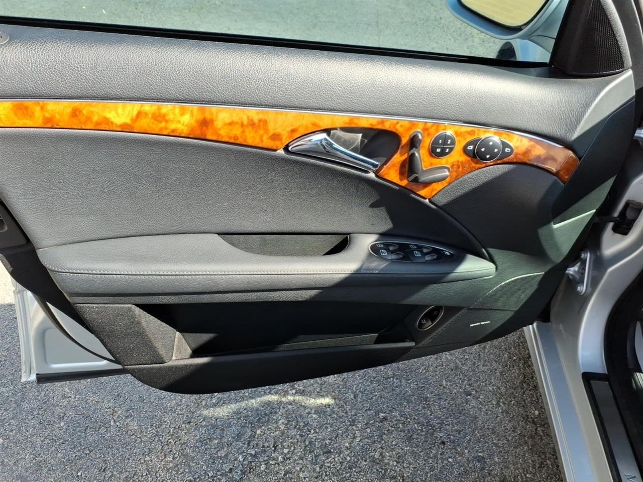 Mercedes-Benz E-Class 4dr Sdn Sport 3.5L RWD 2008