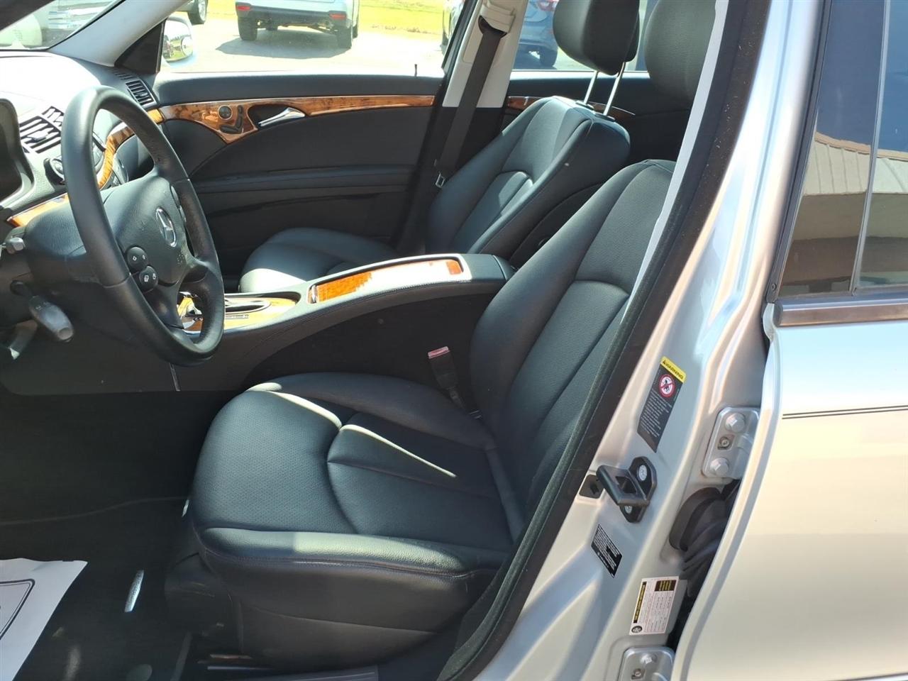 Mercedes-Benz E-Class 4dr Sdn Sport 3.5L RWD 2008