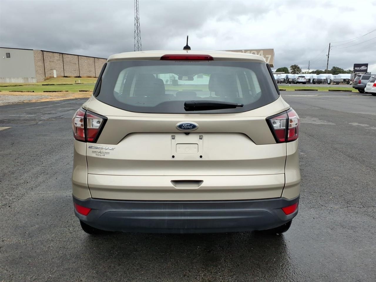 Ford Escape S FWD 2018