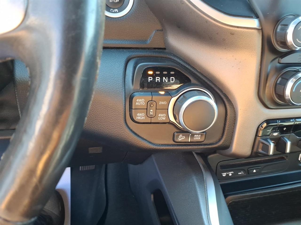 RAM 1500 Big Horn/Lone Star 4x4 Crew Cab 5'7" Box 2019