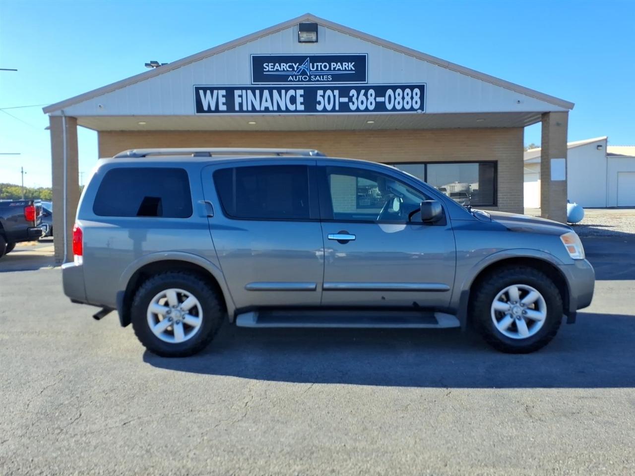 2013 Nissan Armada 2WD 4dr SV