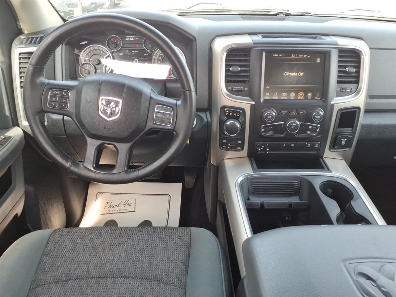 RAM 1500 4WD Crew Cab 140.5" Big Horn 2016